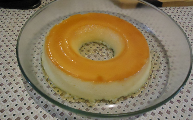 Pudim de leite em pó com leite de coco