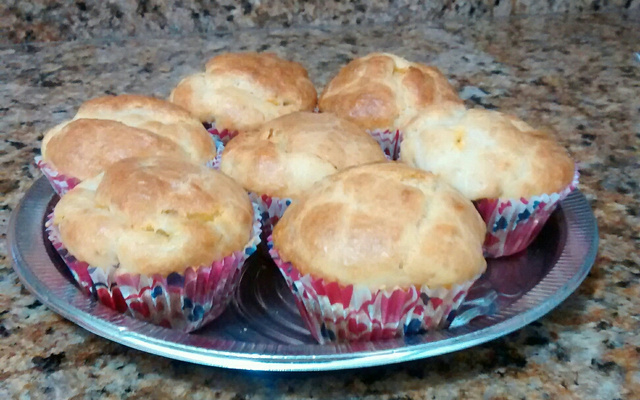 Cupcake salgado de frango com requeijão cremoso