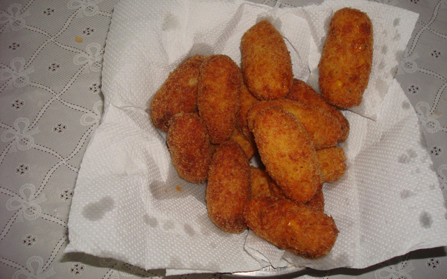 Croquete de milho verde