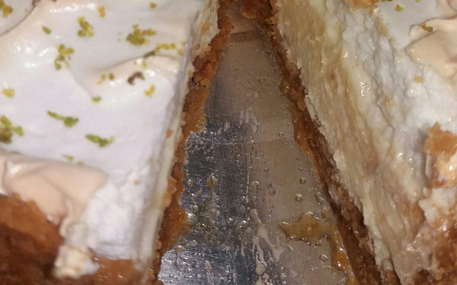 Torta de limão com suspiro
