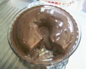 Pudim de preguiçoso de chocolate