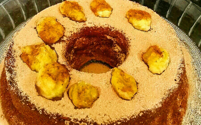 Bolo de banana cremoso
