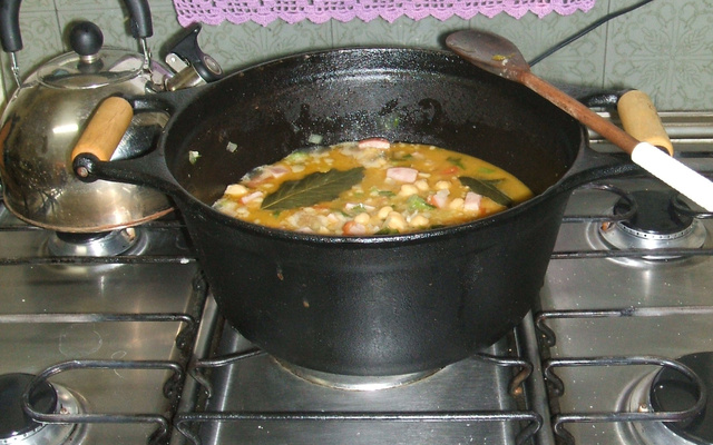 Grão-de-bico com aipo