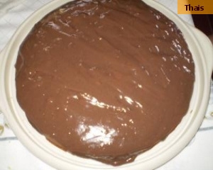Bolo de chocolate brigadeiro