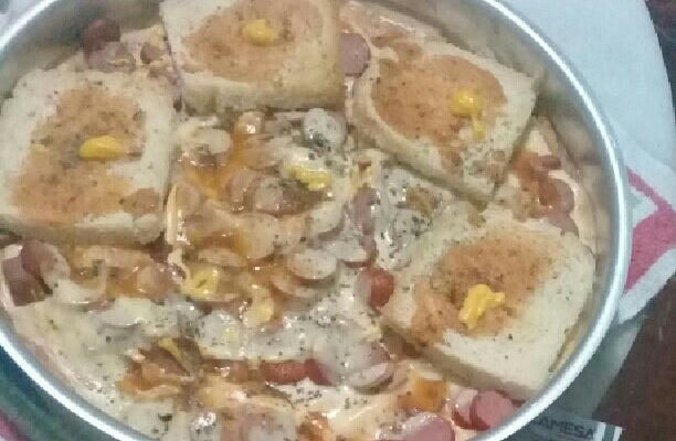 Cachorro-quente de pão de forma ao forno