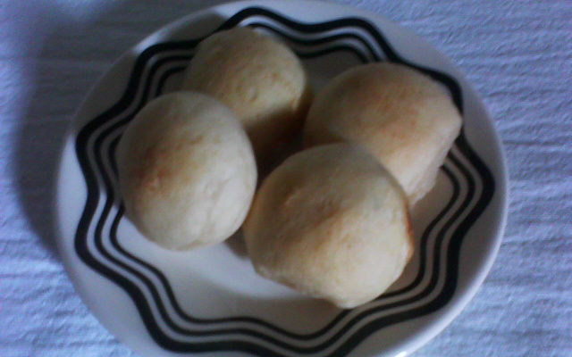 Pão de queijo super fácil