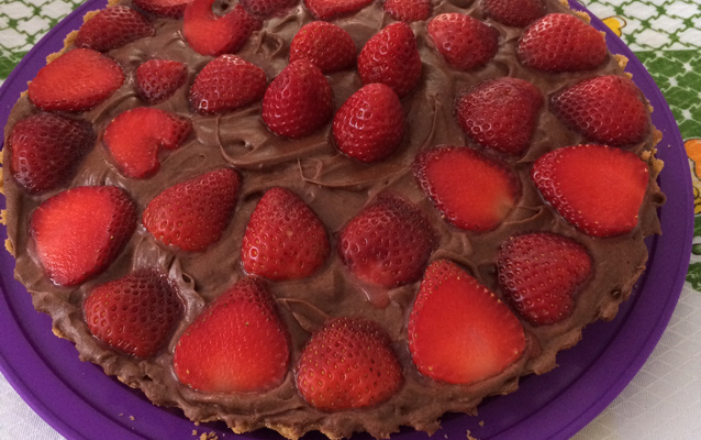 Torta de morango com mousse de chocolate