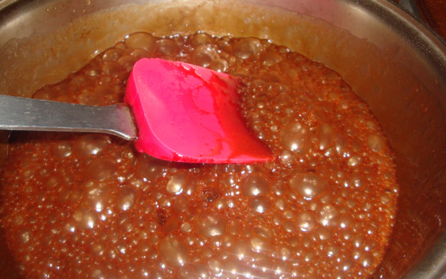 Calda quente de chocolate