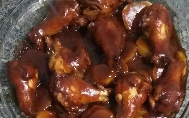 Coxinha da asa com molho barbecue