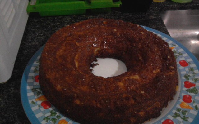 Pudim de pão com uva passa