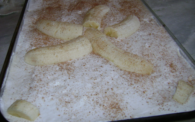 Geladinho de banana com creme de chocolate