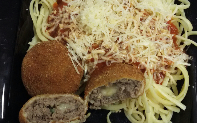 Polpetone à parmegiana