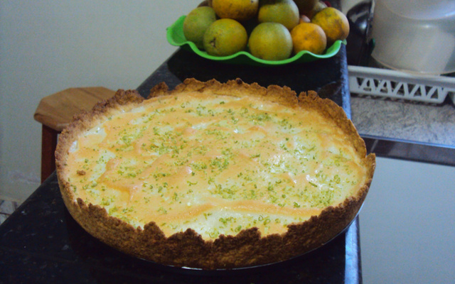 Torta de limão super prática e rápida