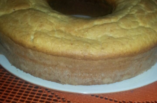 Bolo de fubá diet delicioso, úmido e fofinho