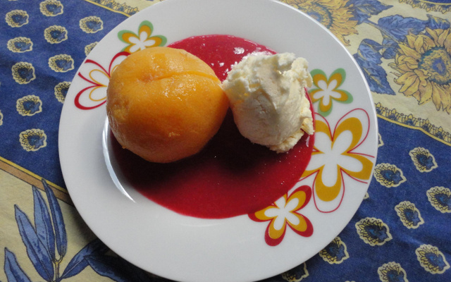 Peach Melba