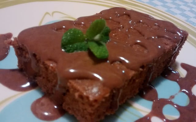 Brownie fino com amêndoas