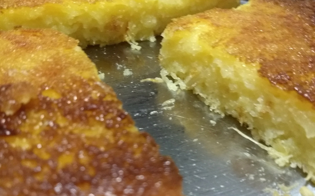 Bolo de macaxeira ou aipim