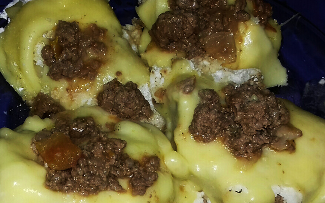 Tapioca de carne e queijo