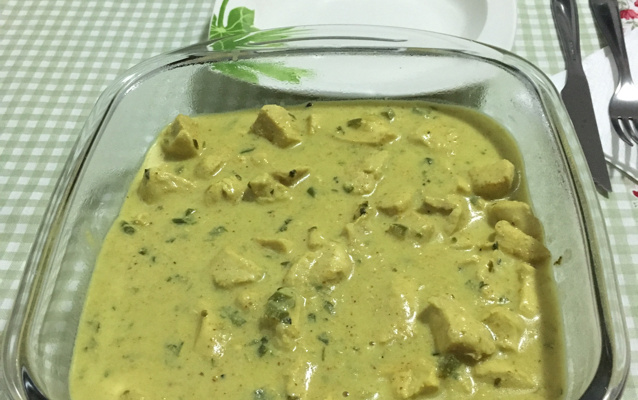 Frango ao curry