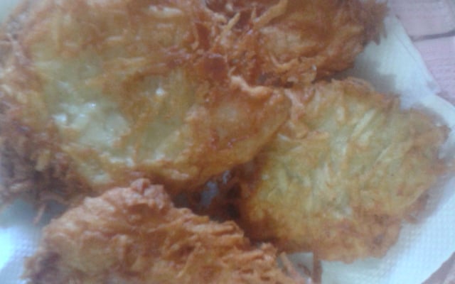 Peixe empanado com batata palha