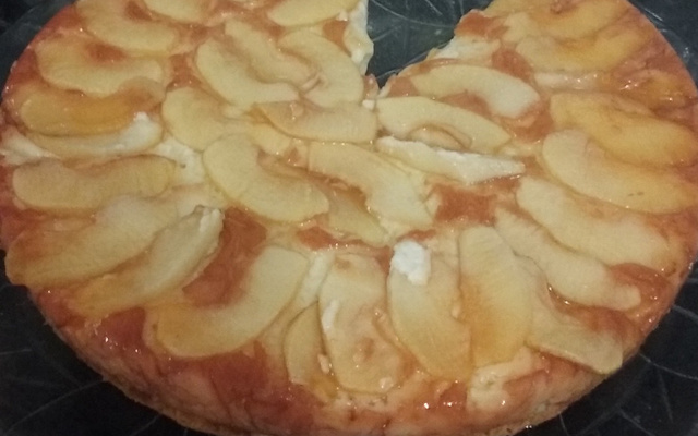 Torta invertida de banana ou maçã