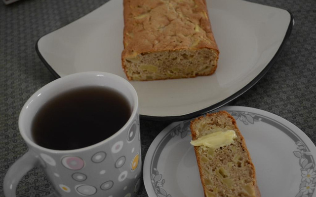 Bolo de maçã com canela