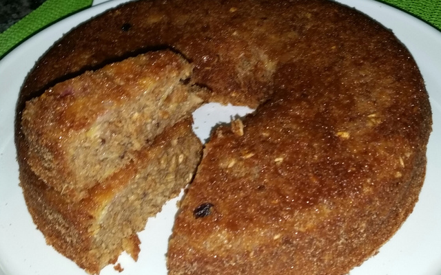 Bolo integral com iogurte e banana