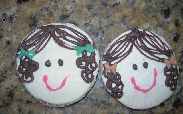 Biscoito de nata recheado e decorado da mamãe