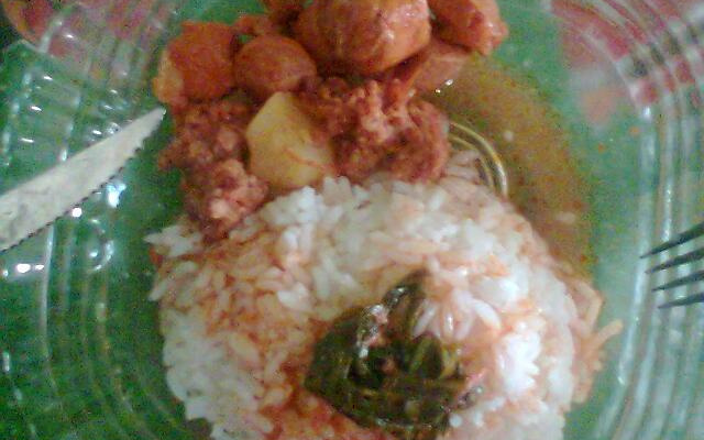 Salsichas com carne moída