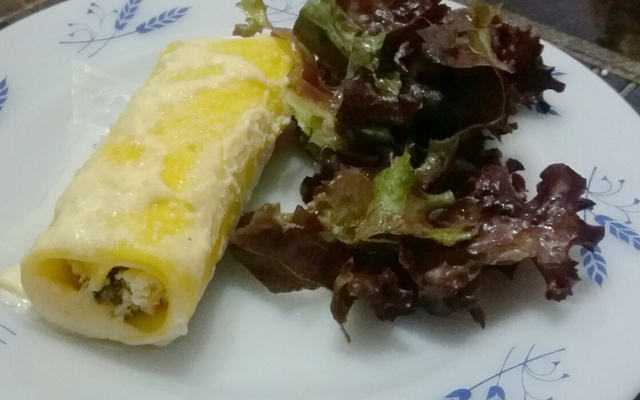 Canelone de ricota, frango e espinafre