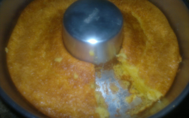 Bolo de milho com leite condensado amor perfeito