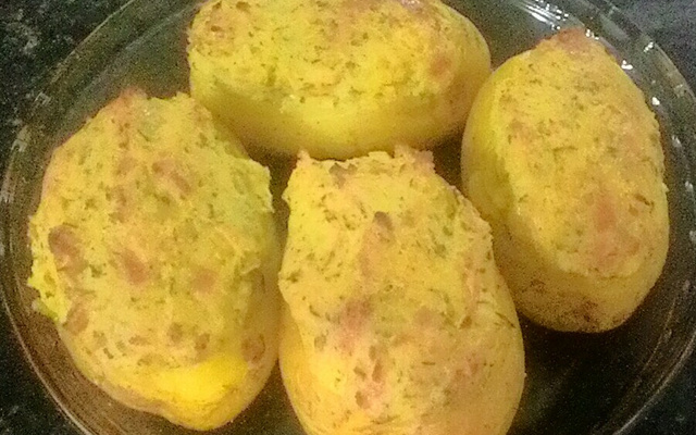 Batata recheada prática