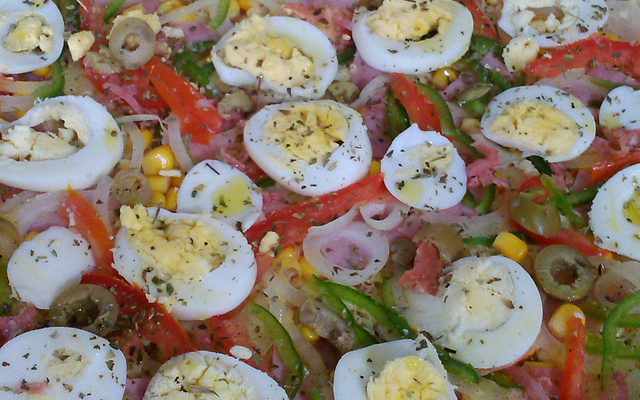 Massa de pizza fina a lenha