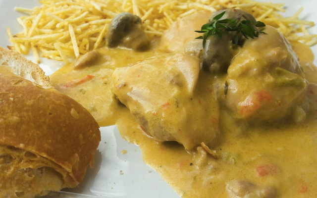 Frango à valenciana