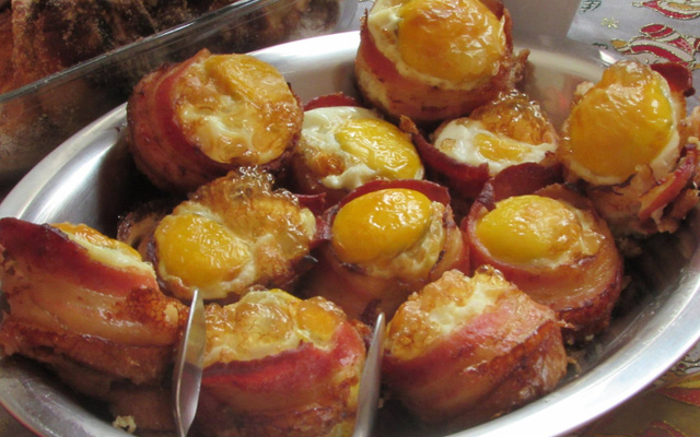 Cupcake de ovos com bacon