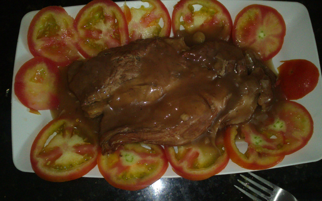 Lombo na panela de pressão com vinho