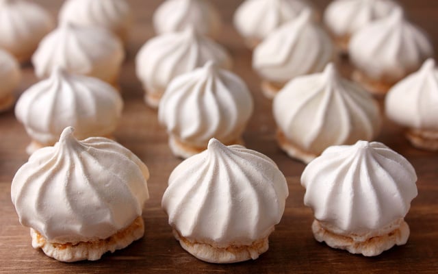 Suspiro sequinho de padaria