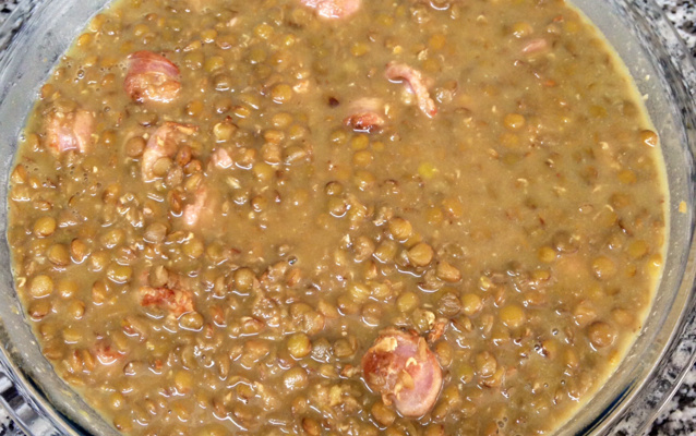 Lentilha com linguiça