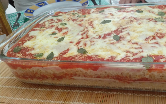 Arroz à parmegiana de forno