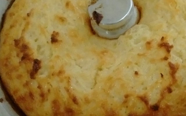Bolo de aipim cremoso