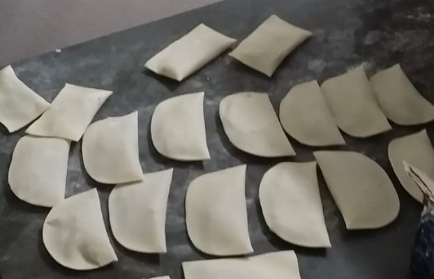 Pastel frito para 100 pessoas