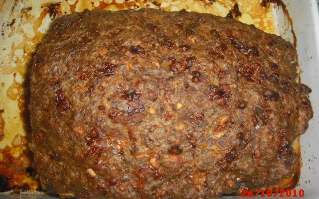 Rocambole de carne recheado