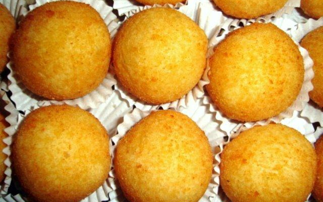 Bolinha de queijo de festa