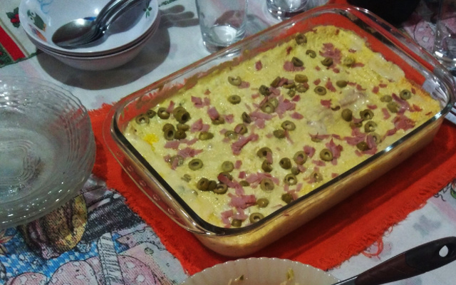 Lasanha de presunto e queijo