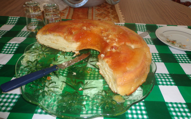 Bolo de banana caramelado