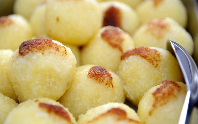 Bolinho de batata assado