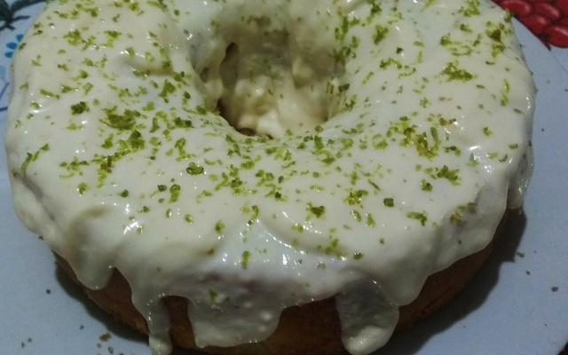 Bolo de limão de padaria