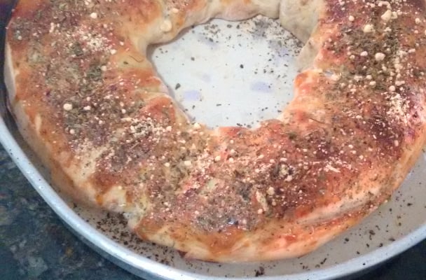 Rosca salgada de calabresa