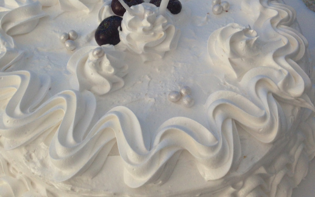 Marshmallow caseiro para cobertura (maravilhoso)