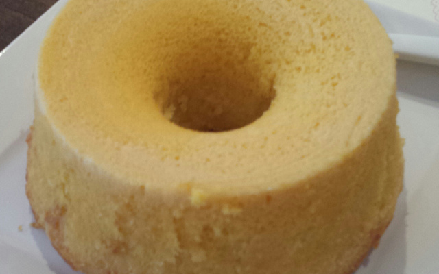 Bolo fubá cremoso com coco